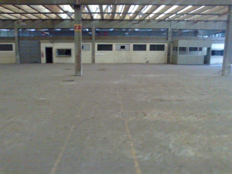 Imóvel Comercial com 10500m² em Osasco no Industrial Anhanguera Rua Robert Bosch Osasco - 
