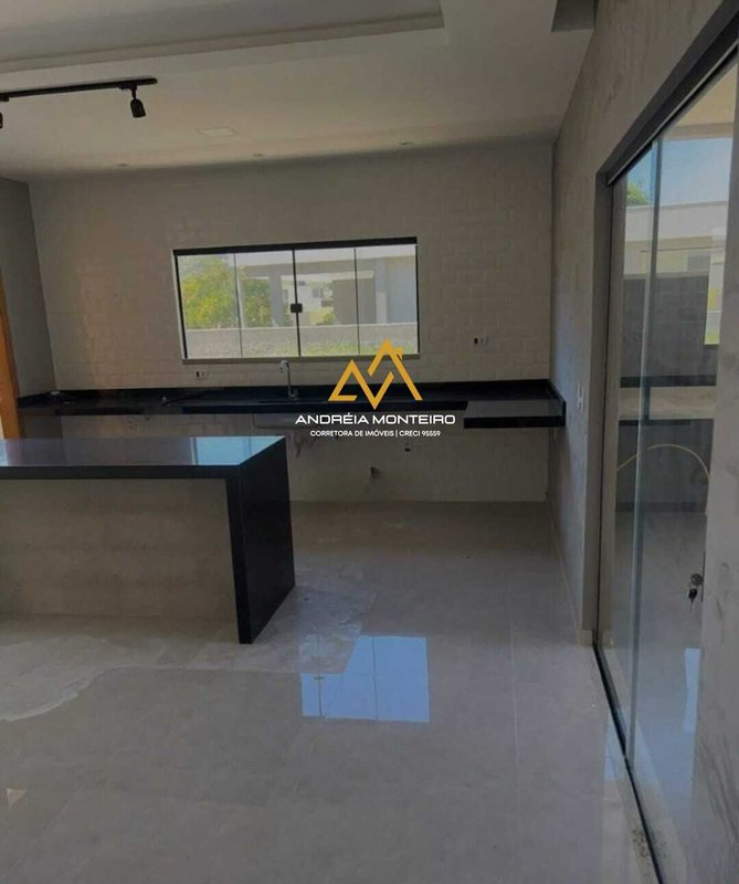 Casa com 3 dormitórios à venda, 175 m² por R$ 980.000,00 - Ubatiba - Maricá/RJ Rodovia Oldemar Guedes de Figueiredo Maricá - 