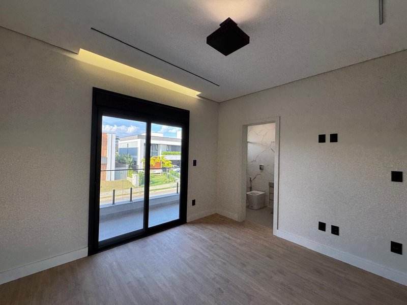 Casa de Alto Padrão à Venda no Condomínio Arborais – Região do Alphaville Campinas Avenida Marcelo Fiolo Pupo de Campos Ferreira Campinas - 