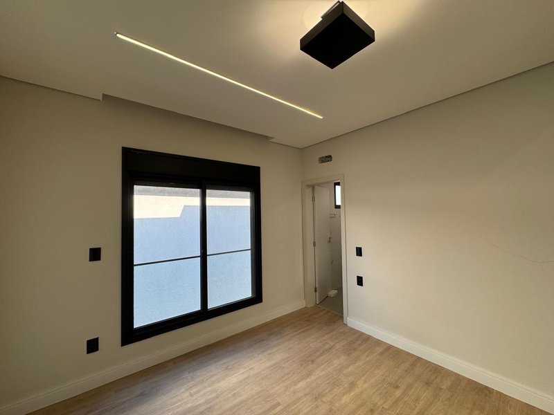 Casa de Alto Padrão à Venda no Condomínio Arborais – Região do Alphaville Campinas Avenida Marcelo Fiolo Pupo de Campos Ferreira Campinas - 