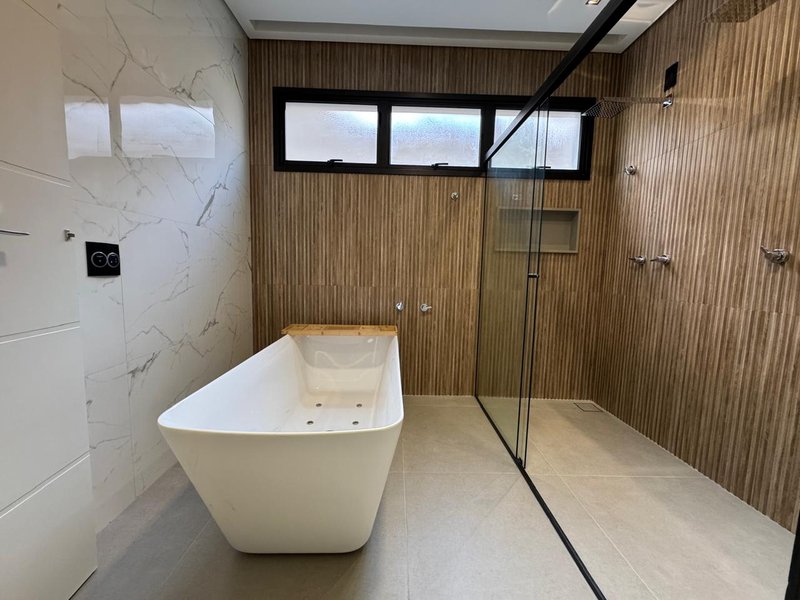 Casa de Alto Padrão à Venda no Condomínio Arborais – Região do Alphaville Campinas Avenida Marcelo Fiolo Pupo de Campos Ferreira Campinas - 