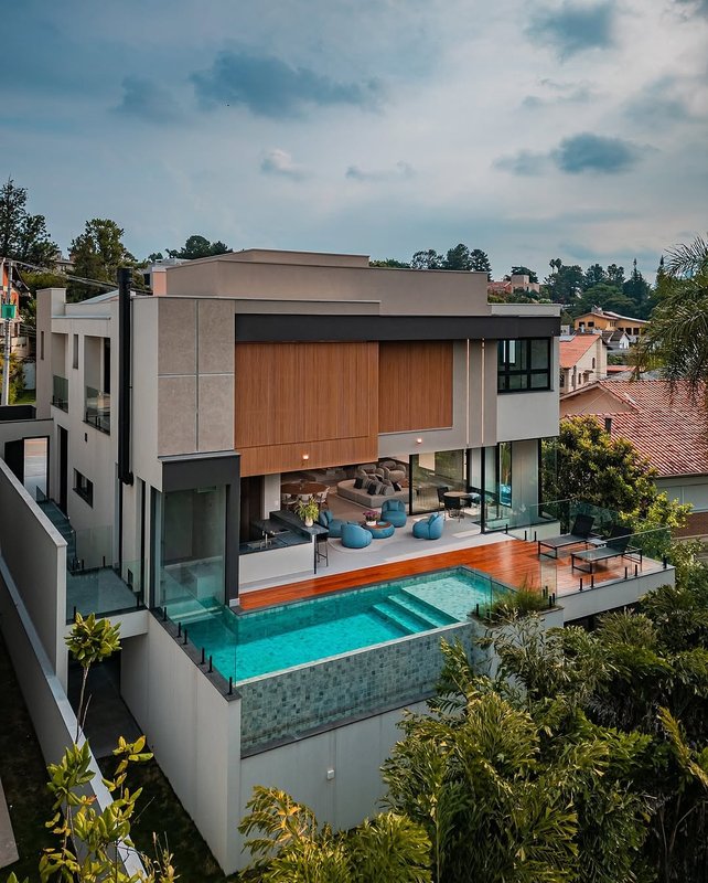 UMA DAS CASAS MAIS ESPETACULARES DO ALPHAVILLE I Alameda Grajaú Barueri - 