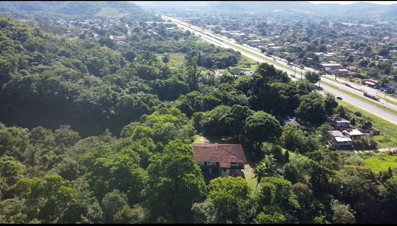 Imóvel à Venda — 110.000 m² com RGI | Excelente Oportunidade de Investimento!  Rod. Rio-Teresopolis  Guapimirim - 
