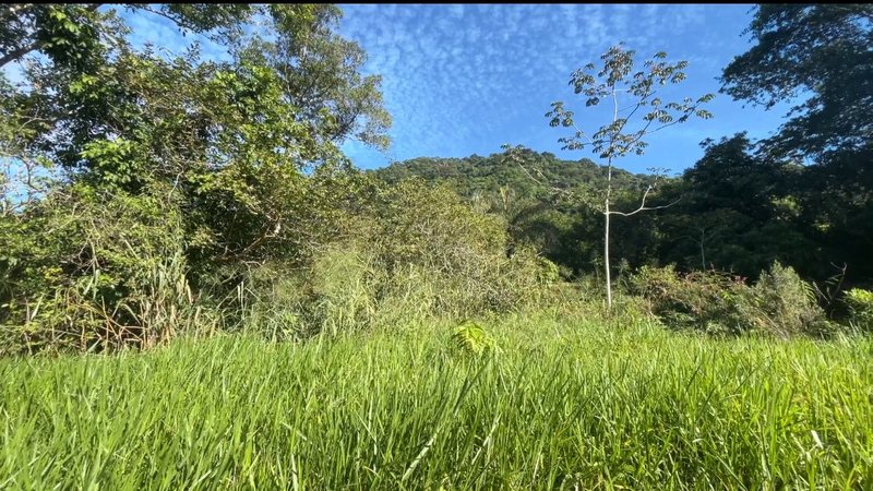 Imóvel à Venda — 110.000 m² com RGI | Excelente Oportunidade de Investimento!  Rod. Rio-Teresopolis  Guapimirim - 