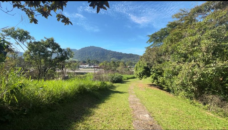 Imóvel à Venda — 110.000 m² com RGI | Excelente Oportunidade de Investimento!  Rod. Rio-Teresopolis  Guapimirim - 