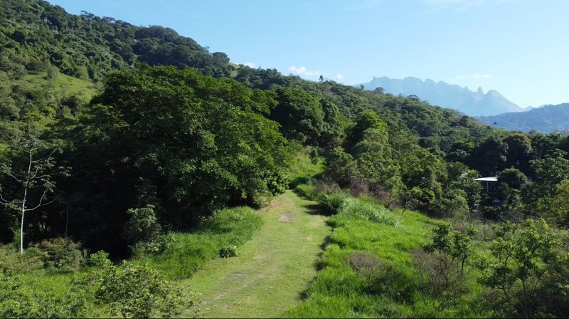 Imóvel à Venda — 110.000 m² com RGI | Excelente Oportunidade de Investimento!  Rod. Rio-Teresopolis  Guapimirim - 