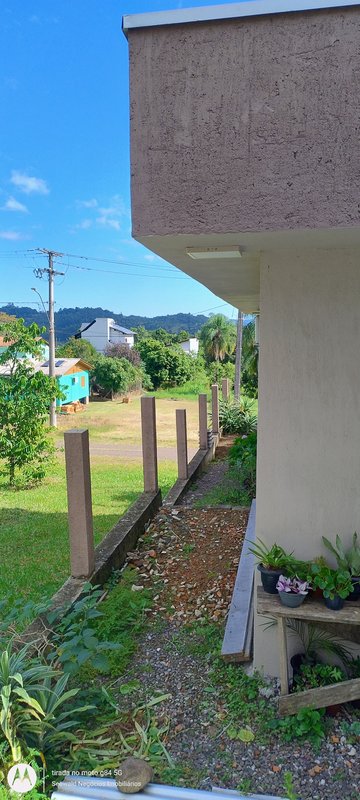 ✔️ Casa no centro de Presidente Lucena - Presidente Lucena - 
