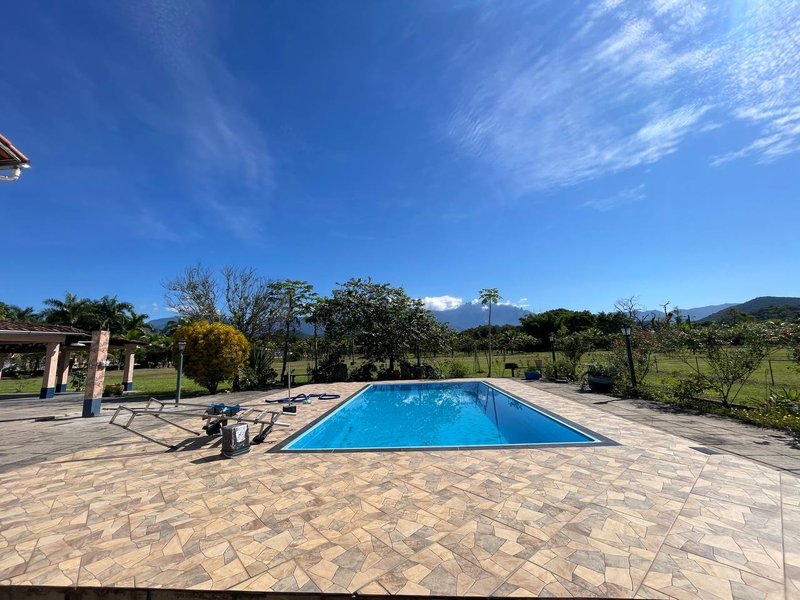 Excelente Propriedade à Venda – Ideal para Investimento ou Lazer Rua Padre Cícero Romão Batista Guapimirim - 