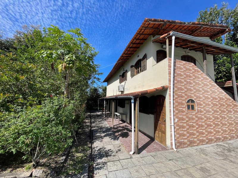 Excelente Propriedade à Venda – Ideal para Investimento ou Lazer Rua Padre Cícero Romão Batista Guapimirim - 