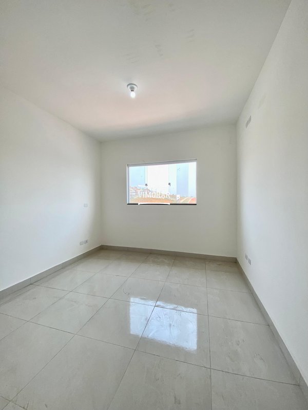 Sobrado 2 suítes + 2 vagas de garagem - Itaquaquecetuba - 