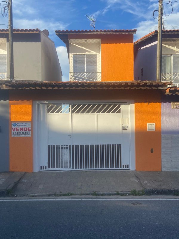 Sobrado 2 dormitórios- Vila Brasileira - Mogi das Cruzes - 