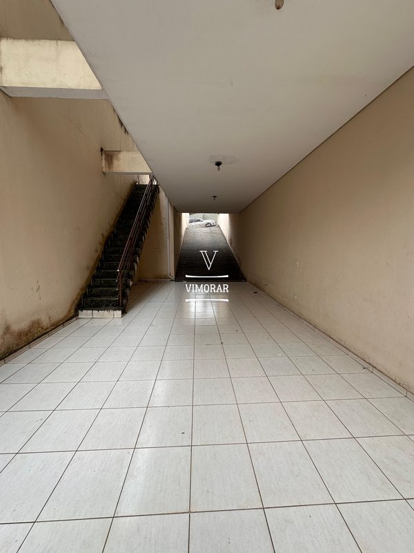 Sobrado 3 dormitórios sendo 1 suíte + 6 vagas de garagem - Arujá - 