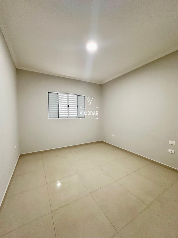 Casa térrea 2 dormitórios + 2 vagas de garagem - Guarulhos - 