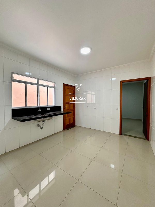 Casa térrea 2 dormitórios + 2 vagas de garagem - Guarulhos - 