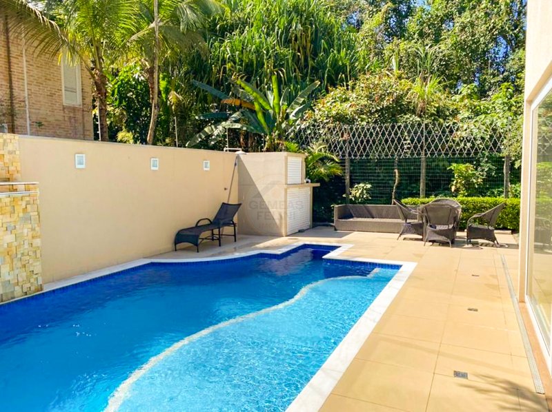 Casa na Praia de Juquehy em Condomínio - VENDA E LOCAÇÃO ANUAL - São Sebastião - 