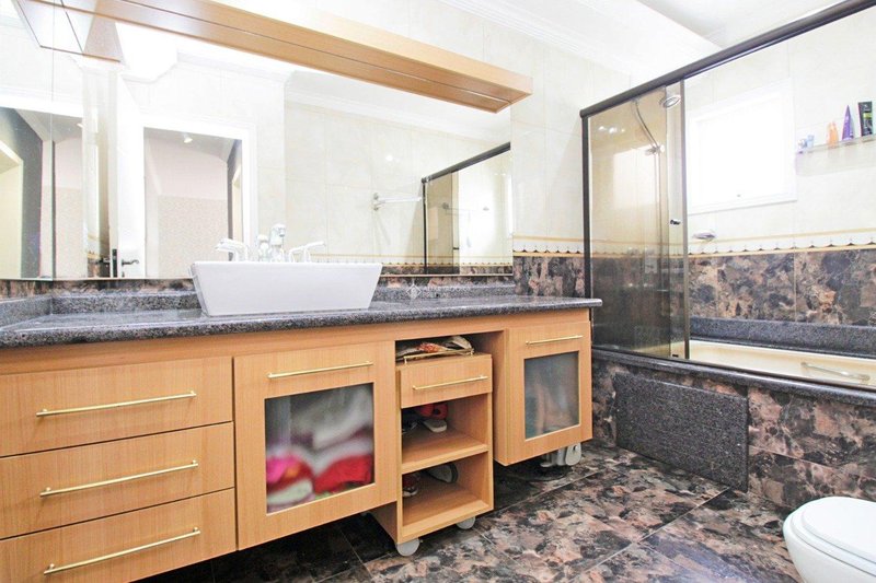 Sobrado com 3 quartos 250m²  Ecoville Porto Alegre/RS Avenida Ecoville Porto Alegre - 