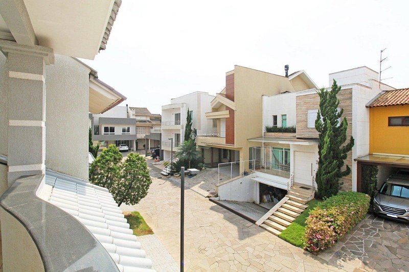 Sobrado com 3 quartos 250m²  Ecoville Porto Alegre/RS Avenida Ecoville Porto Alegre - 