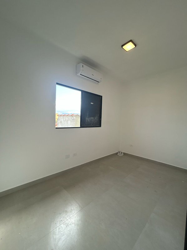 🏡 SOBRADO INCRÍVEL À VENDA – GOLFINHO - Caraguatatuba - 