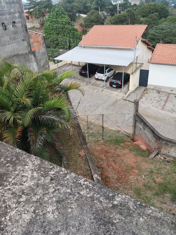 Terreno com casa semiconstruída com vista para a represa à venda no Jardim Rosa Helena - Igaratá - 