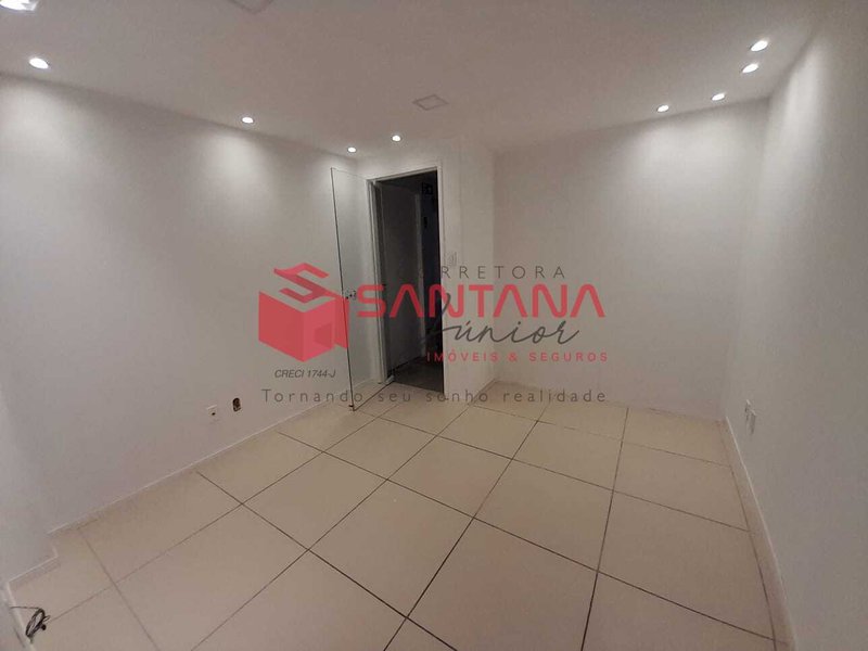 Sala para locação em Pitangueiras Avenida Luiz Tarquínio Pontes Lauro de Freitas - 