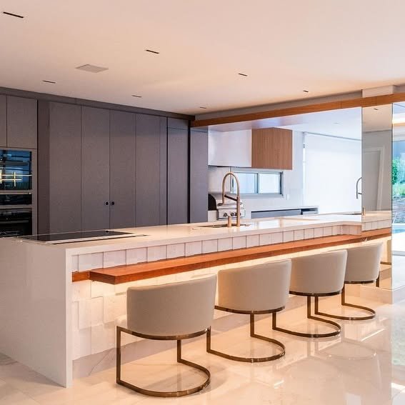 CASA EXCLUSIVA | PORTEIRA FECHADA COM LUXO EM CADA DETALHE EM JUNDIAÍ Avenida Benedicto Quirino Jundiaí - 