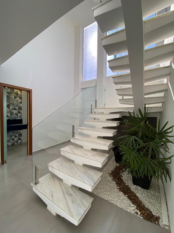 Sobrado à Venda – Conforto e elegância em um só lugar! - Caraguatatuba - 