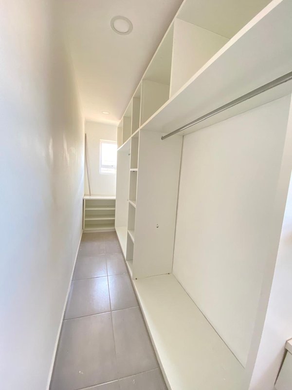 Sobrado à Venda – Conforto e elegância em um só lugar! - Caraguatatuba - 