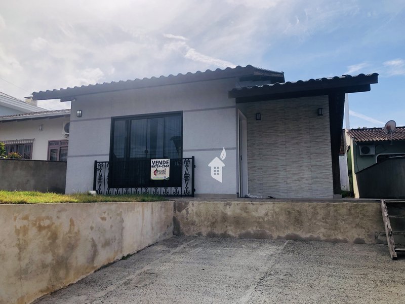 Oportunidade de permuta por imóvel em São Francisco do Sul Rua Carlos Romualdo do Rosário Joinville - 