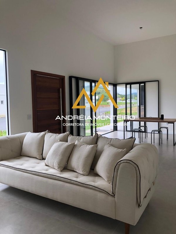 Casa com 3 dormitórios à venda, 142,60m² por R$750.000 - Cajueiros (Itaipuaçu) - Maricá/RJ - Maricá - 