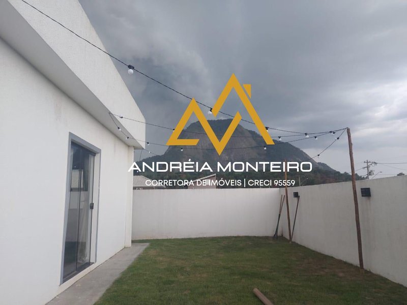 Casa com 3 dormitórios à venda, 142,60m² por R$750.000 - Cajueiros (Itaipuaçu) - Maricá/RJ - Maricá - 