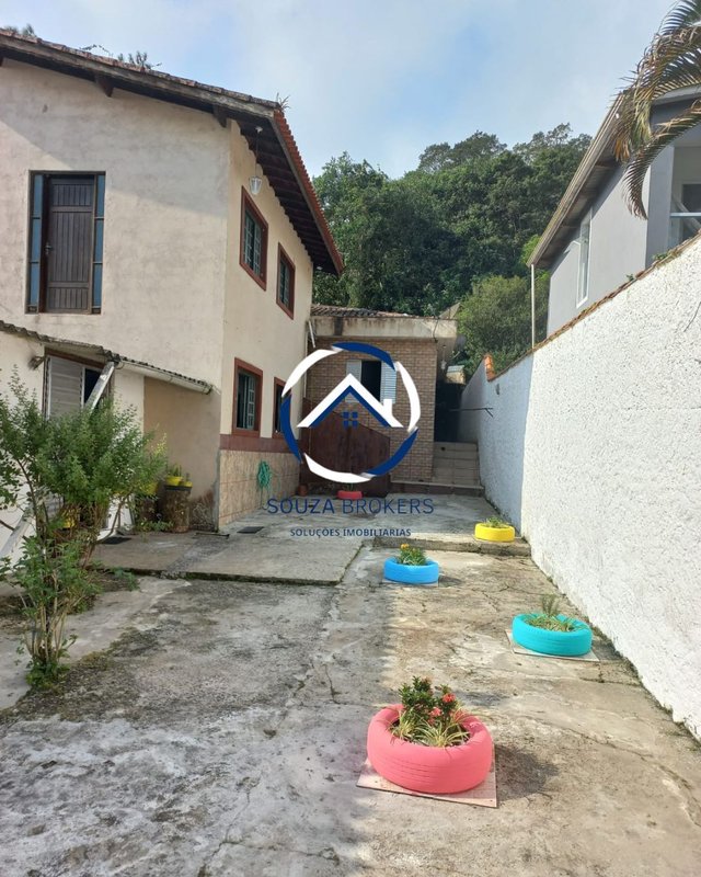 Ótima casa de 230m² no Sítio Taquaral em Santo André - Santo André - 
