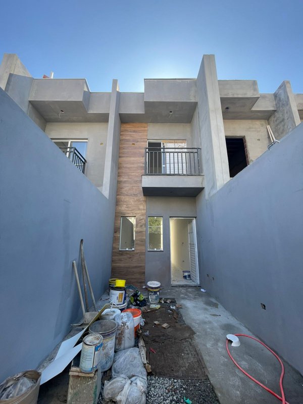 LINDA CASA NO RESIDENCIAL SANTO ANTONIO - Franco da Rocha - 