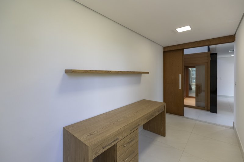 Casa à Venda Condomínio Guaporé II Ribeirão Preto/SP Avenida Heráclito Fontoura Sobral Pinto Ribeirão Preto - 