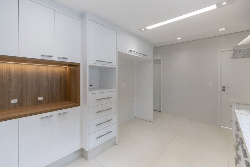 Casa à Venda Condomínio Guaporé II Ribeirão Preto/SP Avenida Heráclito Fontoura Sobral Pinto Ribeirão Preto - 