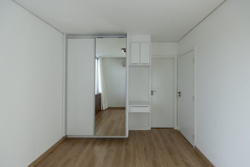 Casa à Venda Condomínio Guaporé II Ribeirão Preto/SP Avenida Heráclito Fontoura Sobral Pinto Ribeirão Preto - 