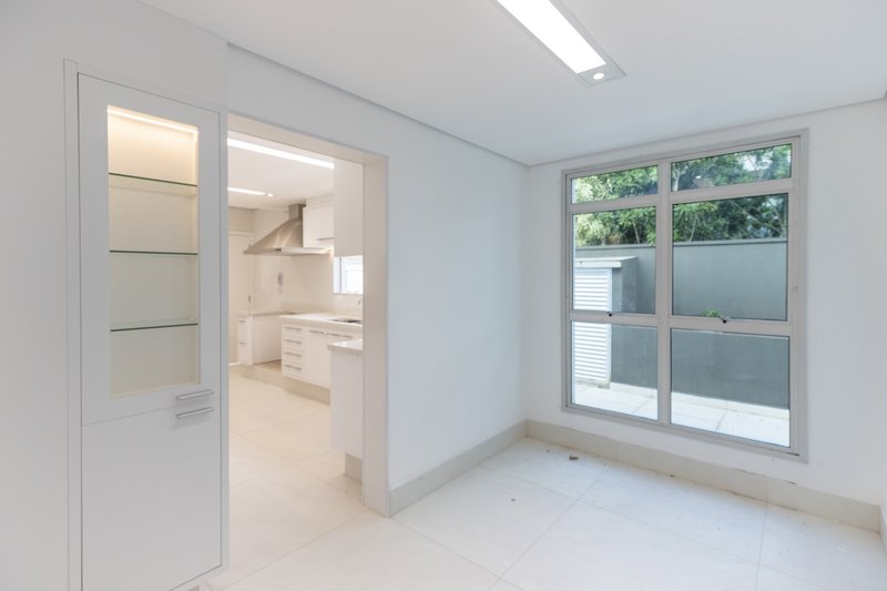 Casa à Venda Condomínio Guaporé II Ribeirão Preto/SP Avenida Heráclito Fontoura Sobral Pinto Ribeirão Preto - 