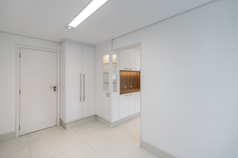 Casa à Venda Condomínio Guaporé II Ribeirão Preto/SP Avenida Heráclito Fontoura Sobral Pinto Ribeirão Preto - 