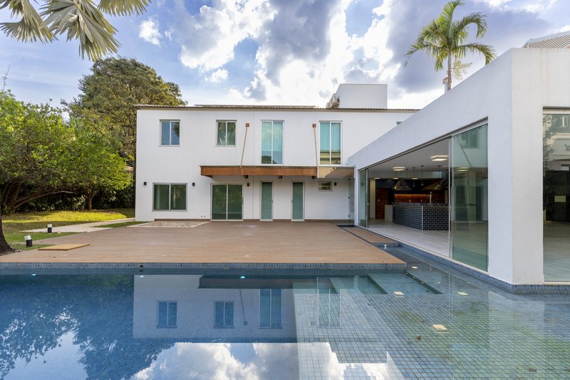Casa à Venda Condomínio Guaporé II Ribeirão Preto/SP Avenida Heráclito Fontoura Sobral Pinto Ribeirão Preto - 