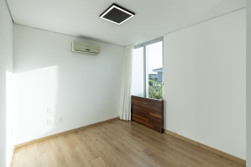 Casa à Venda Condomínio Guaporé II Ribeirão Preto/SP Avenida Heráclito Fontoura Sobral Pinto Ribeirão Preto - 