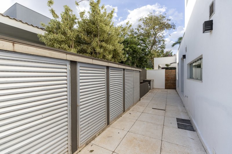 Casa à Venda Condomínio Guaporé II Ribeirão Preto/SP Avenida Heráclito Fontoura Sobral Pinto Ribeirão Preto - 