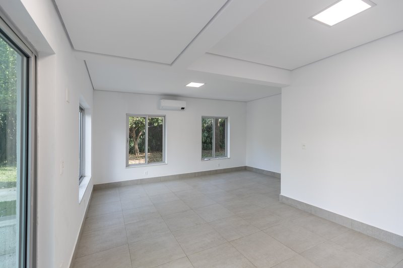 Casa à Venda Condomínio Guaporé II Ribeirão Preto/SP Avenida Heráclito Fontoura Sobral Pinto Ribeirão Preto - 