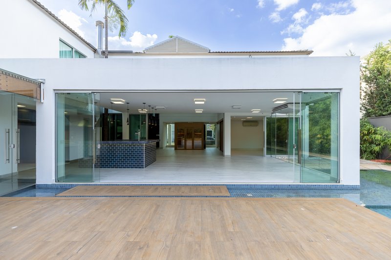 Casa à Venda Condomínio Guaporé II Ribeirão Preto/SP Avenida Heráclito Fontoura Sobral Pinto Ribeirão Preto - 