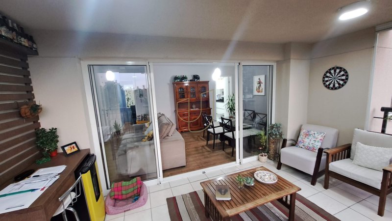 Apartamento com 3 dormitórios no Residencial Premiere - São José dos Campos - 