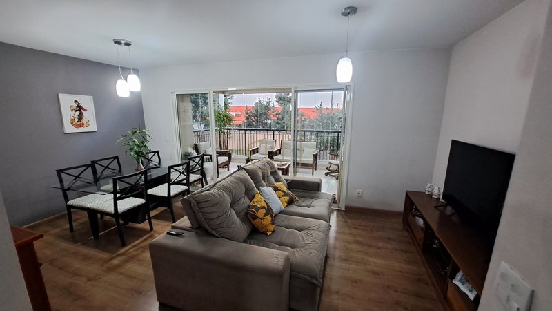 Apartamento com 3 dormitórios no Residencial Premiere - São José dos Campos - 