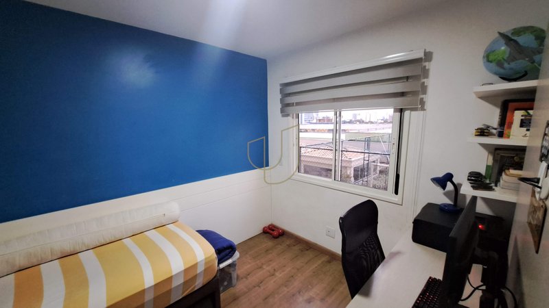 Apartamento com 3 dormitórios no Residencial Premiere - São José dos Campos - 