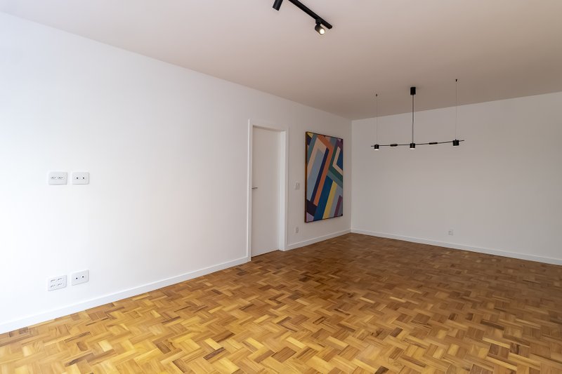 Apartamento reformado no Jardim Paulista 3 dorm 1 suíte 1 vaga Alameda Joaquim Eugênio de Lima São Paulo - 