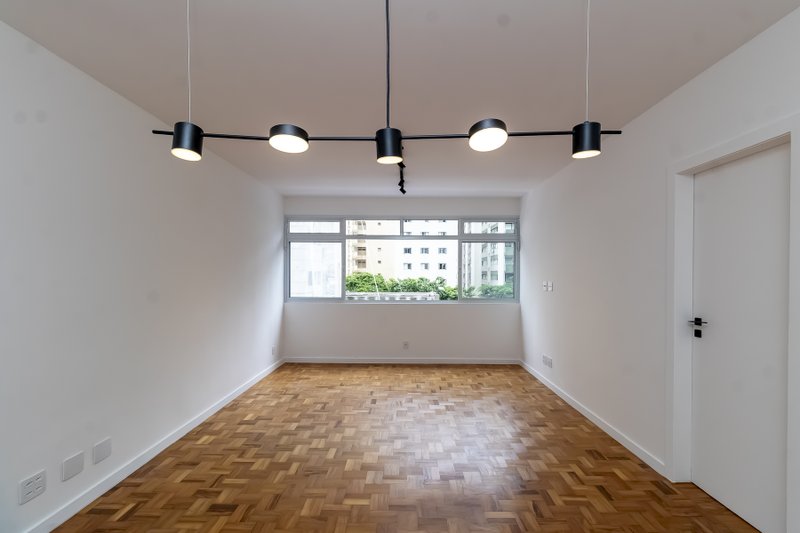 Apartamento reformado no Jardim Paulista 3 dorm 1 suíte 1 vaga Alameda Joaquim Eugênio de Lima São Paulo - 