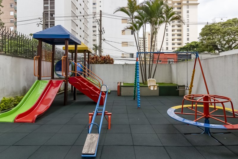 Apartamento reformado no Jardim Paulista 3 dorm 1 suíte 1 vaga Alameda Joaquim Eugênio de Lima São Paulo - 