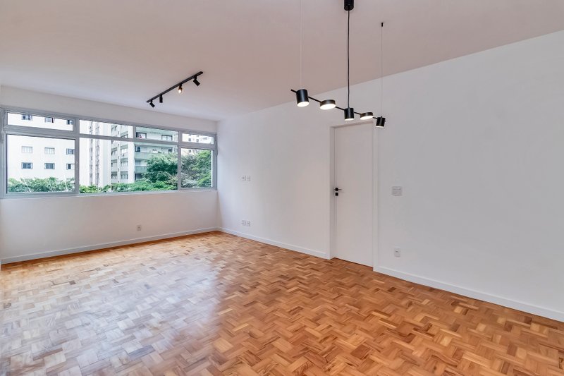 Apartamento reformado no Jardim Paulista 3 dorm 1 suíte 1 vaga Alameda Joaquim Eugênio de Lima São Paulo - 
