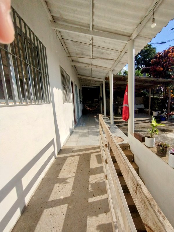 Casa-sobrado à venda no Parque Alpina - Igaratá - 